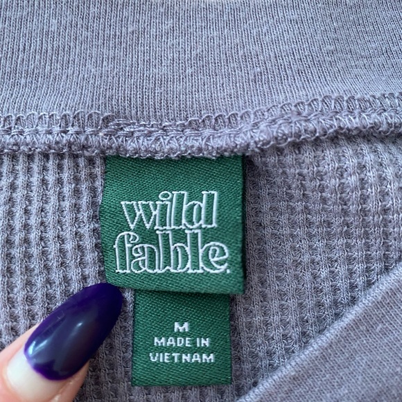 Waffle print Target shirt - Picture 2 of 2